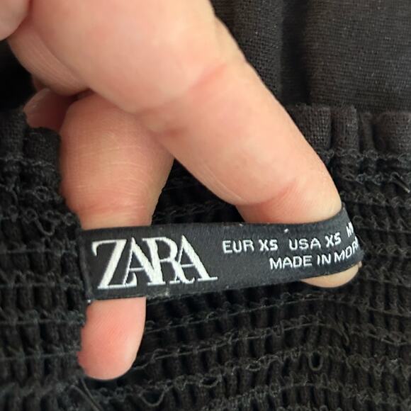 Zara Black Linen Blend Cropped Smocked Tank Top Shirt Size XS - Picture 4 of 5